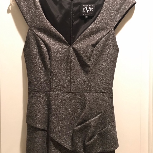 Black Halo EVE Metallic “Wren” Gown - Picture 2 of 8